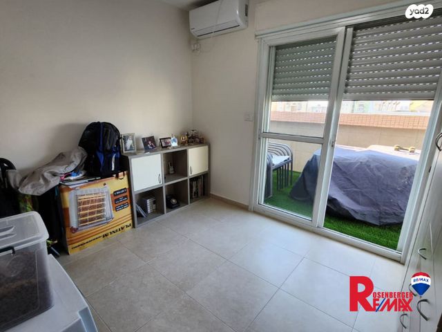 גג/ פנטהאוז, ברקן 4, תל גיבורים, חולון