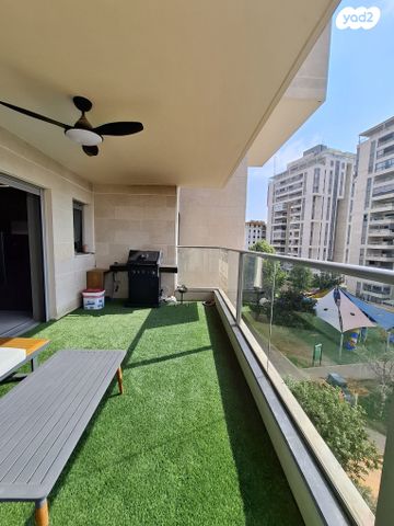 דירה, יפה נוף, כפר יונה