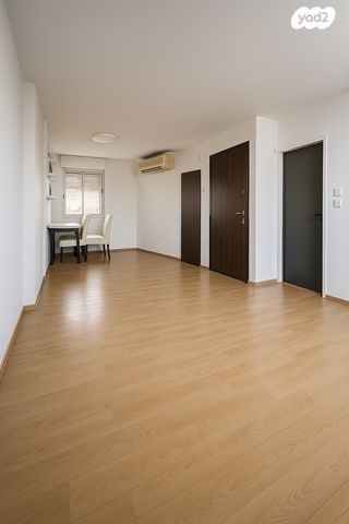 דירה, אחוזת כנרת, טבריה