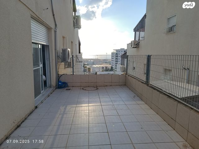 דירת גן, מעלה נוף, מעלה נוף, טירת כרמל