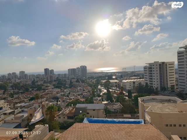 דירת גן, מעלה נוף, מעלה נוף, טירת כרמל