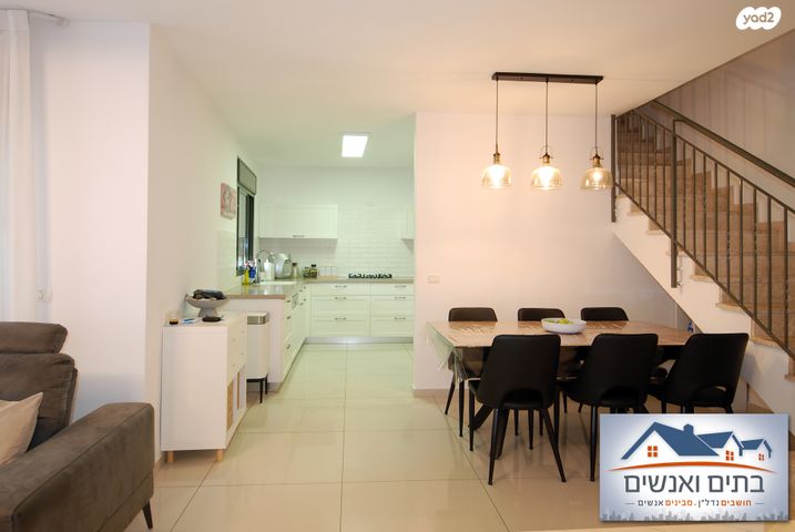 גג/ פנטהאוז, אודם, נוף הדר, כפר יונה