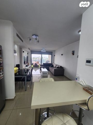 דירה, משה צדקה 5, נווה מאיר, רמלה