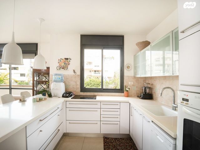 דבורה הנביאה 38