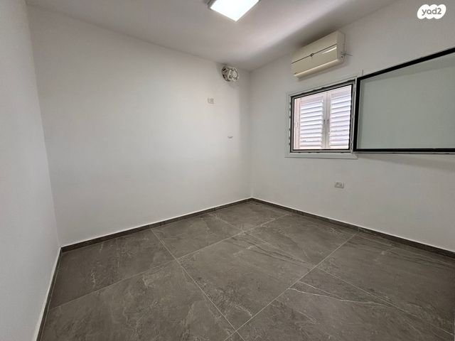 דירה, ארבע ארצות, ג'סי כהן, חולון