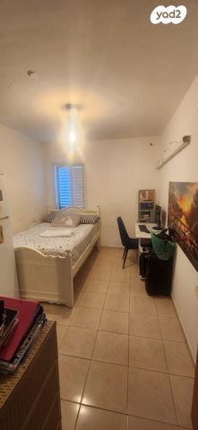 דירה, שדרות שלמה המלך 65, ממשלתית, לוד