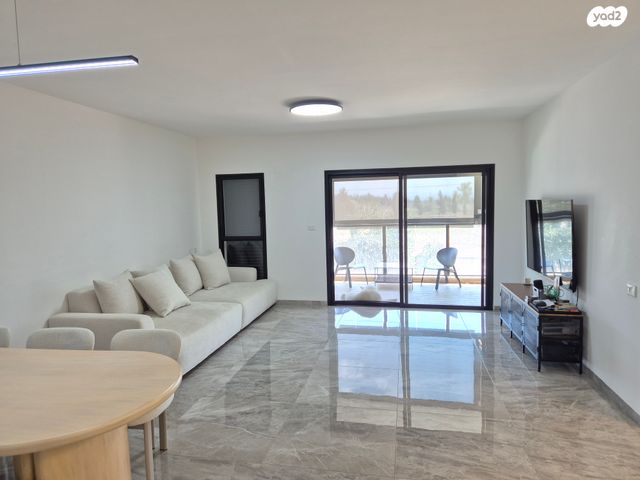 דירה, העליה 80, עפולה