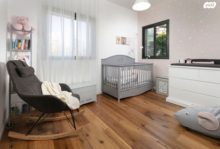 דירה, בן יהודה, הרצליה הצעירה, הרצליה