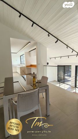 בית פרטי/ קוטג', האיריסים, נוף העמק, יקנעם עילית