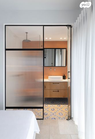 דירה, הערמונים, מחנה יהודה - לב העיר, ירושלים