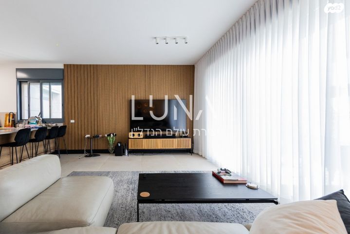 דירה, נתן יונתן 8, נתניה