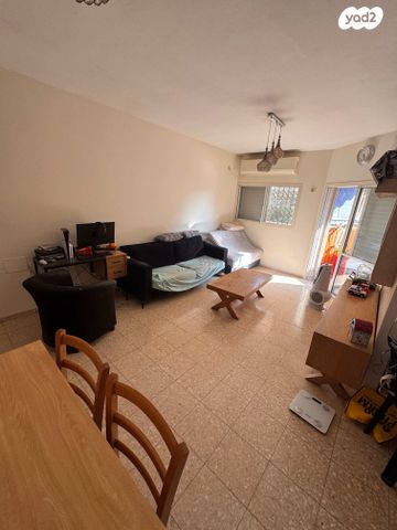 דירה, עמוס ירקוני, שכונה ו', באר שבע