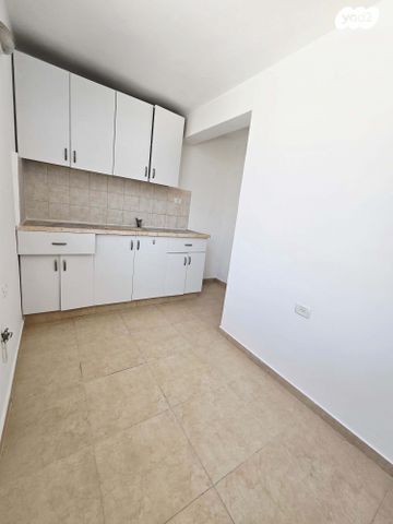 דירה, יצחק שדה, לב המושבה / מרכז העיר, פתח תקווה