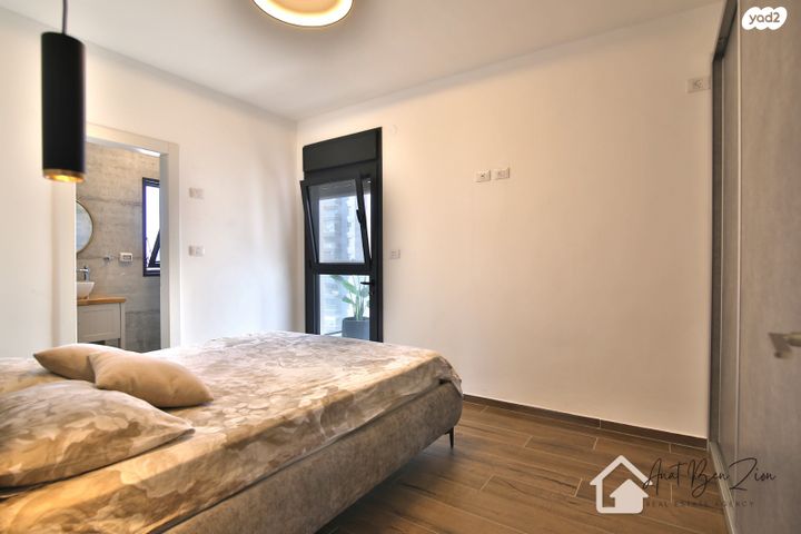 דירה, נעמי שמר 7, גלי ים, קרית ים