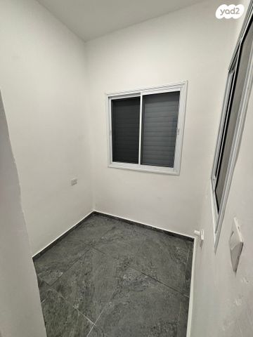 דירה, הפועל 8, הדר עליון, חיפה