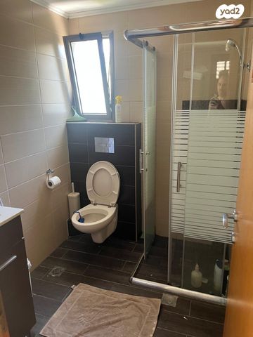 דו משפחתי, כרמיאל