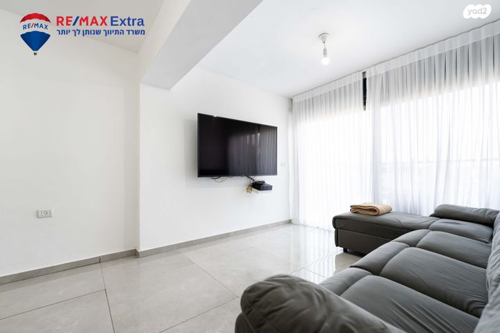 דירה, סמטת הצפורנים 3, רמת יוסף, בת ים