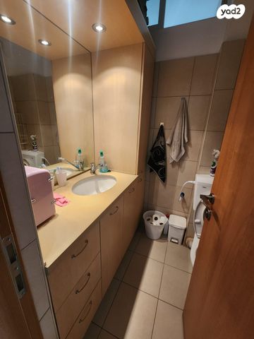 דירה, האגדה, עליות, רמת גן