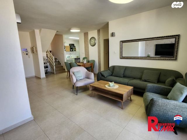 גג/ פנטהאוז, ברקן 4, תל גיבורים, חולון