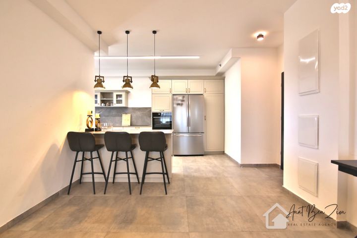 דירה, נעמי שמר 7, גלי ים, קרית ים