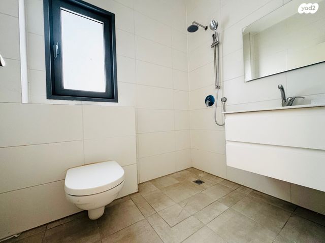 דירה, שמואל יבנאלי, תל גנים, גבעתיים