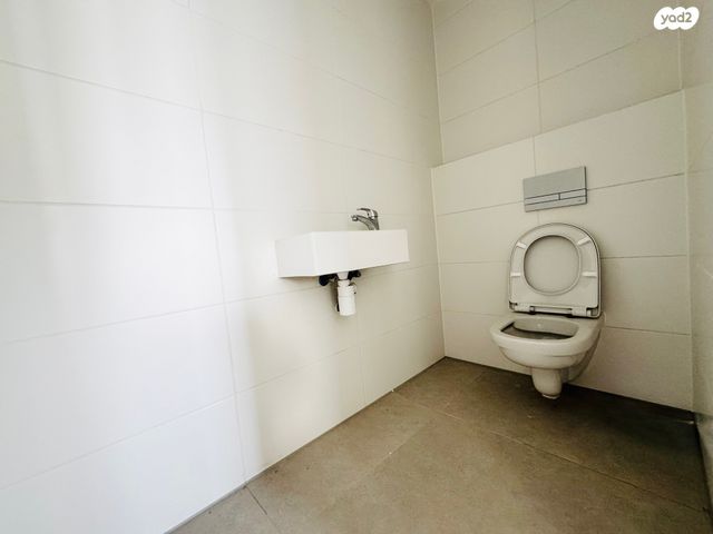 דירה, שמואל יבנאלי, תל גנים, גבעתיים