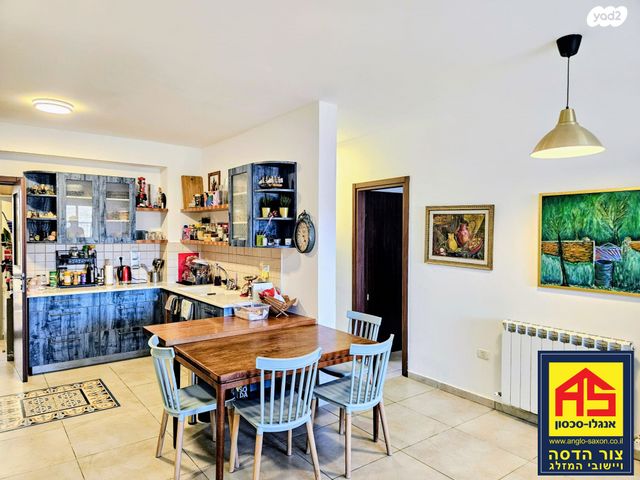 דירה, סנסן, צור הדסה