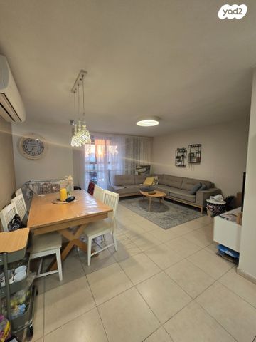 מעפילי אגוז 