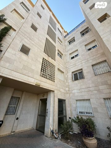 נחום גולדמן 