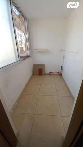 דירה, חוגלה, שכונה ה', באר שבע