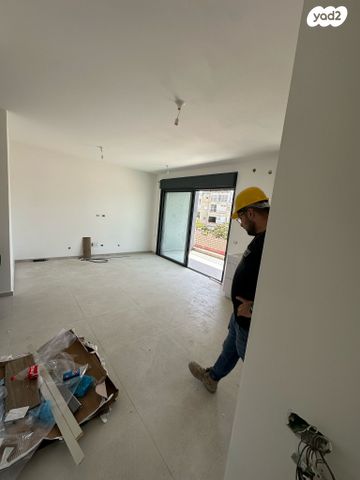 דירה, דניאל, ניצנה, בת ים