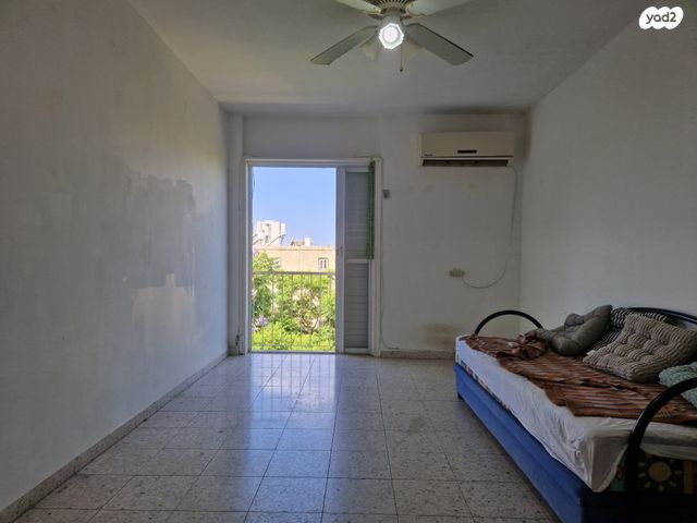 דירה, שרת, עמידר, טירת כרמל