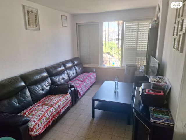 גיורא יוספטל 