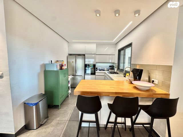 דירה, וילה דורי, שכונת הדגל, נס ציונה