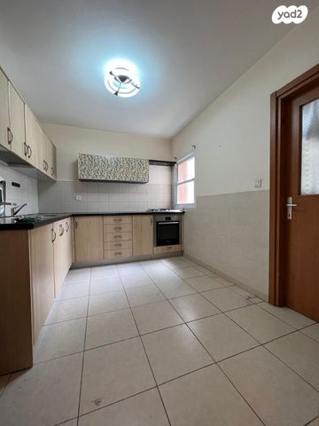 דירה, העצמאות 26, רובע הקריה, הסיטי, אשדוד