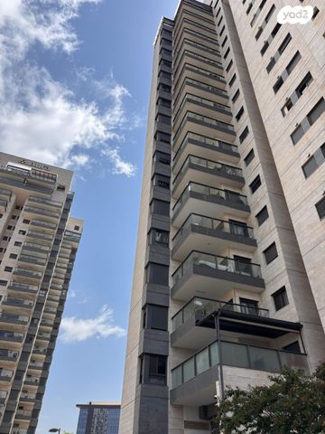 דירה, נוף ים - מע"ר, אור עקיבא