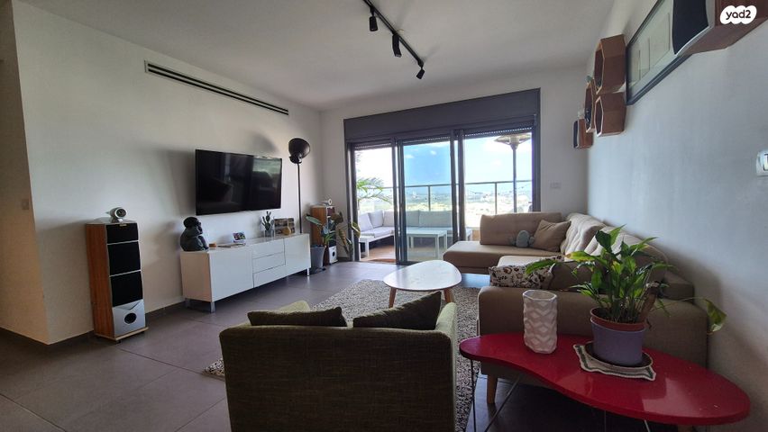 דירה, משה שמיר, נווה גן, פתח תקווה