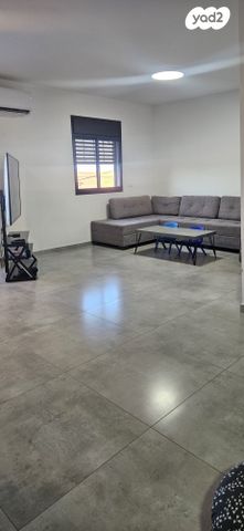 דו משפחתי, ירושלים, טבריה