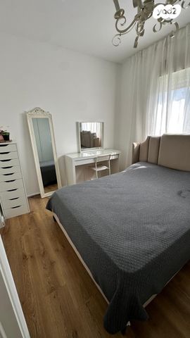 דירה, שדרות אליעזר בן יהודה 4, גולדה, אשקלון