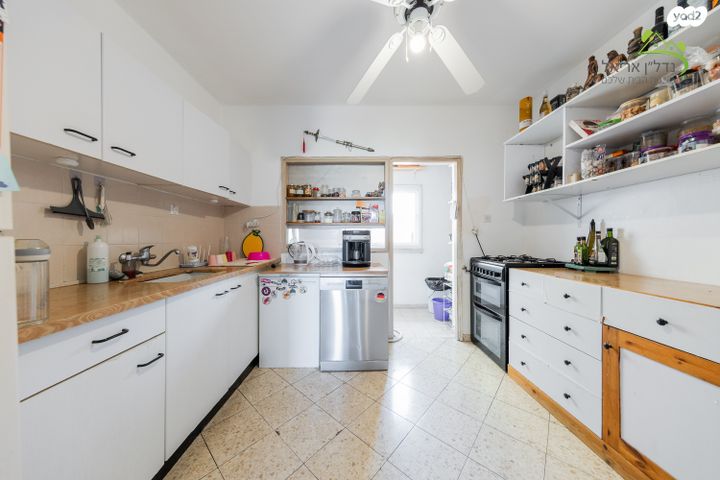 דירה, ששת הימים 2, אריאל