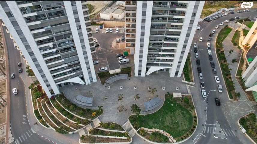 י"א הספורטאים 