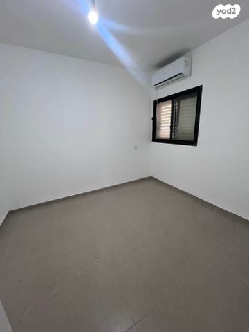 דירה, הרב פרץ ציוני 29, עפולה