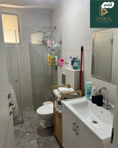 דירה, הרב דוד ישראל, רחובות