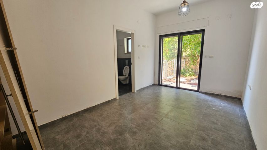 בית פרטי/ קוטג', אלה, מסד