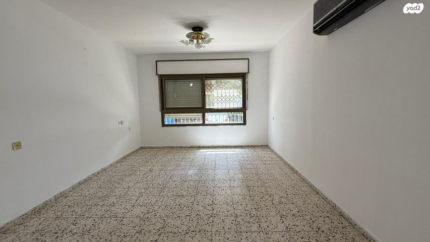 שדרות ירושלים 