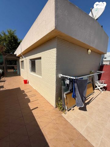 גג/ פנטהאוז, היהודי זיס 21, קרית שלום, תל אביב יפו