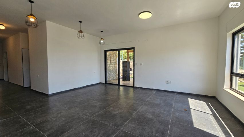 בית פרטי/ קוטג', אלה, מסד