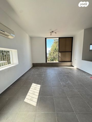 לוחמי הבריגדה 9