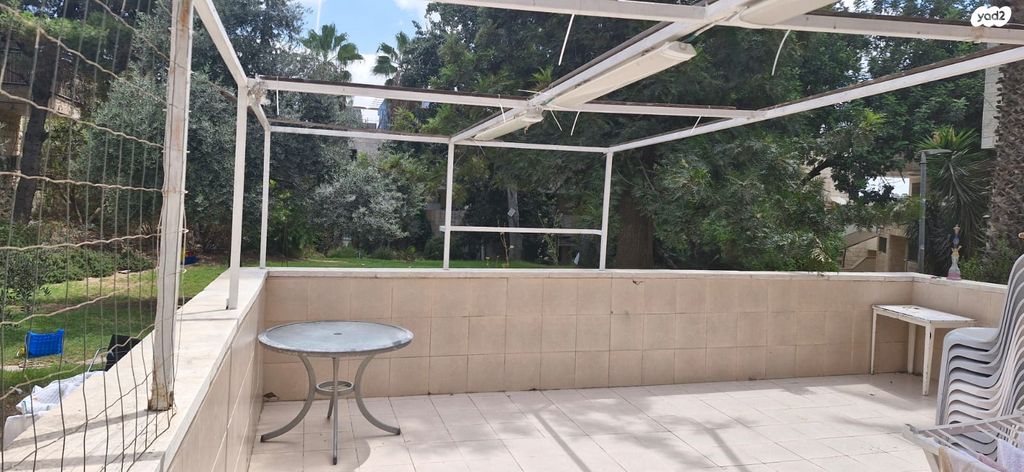 דירת גן, מעלות דפנה 138, מעלות דפנה, ירושלים