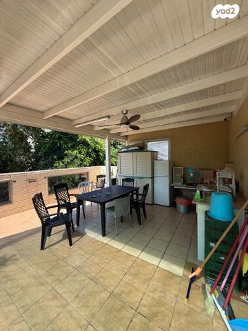 גג/ פנטהאוז, היהודי זיס 21, קרית שלום, תל אביב יפו